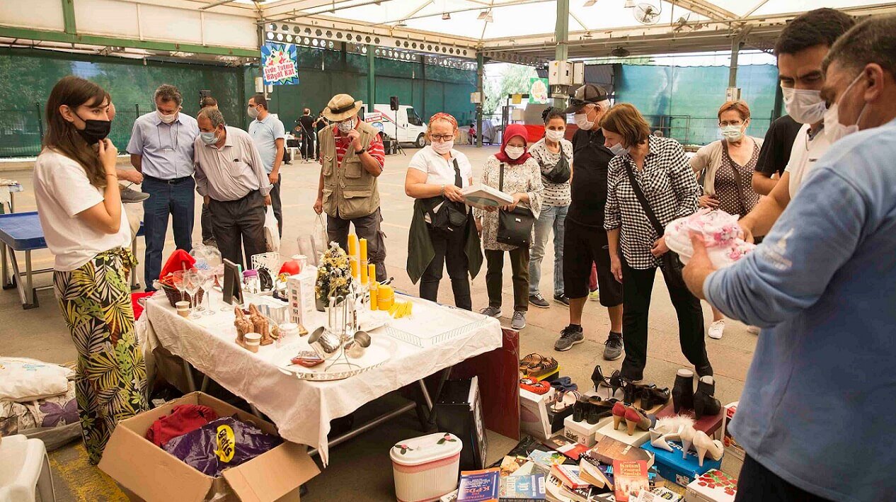  Karşıyaka Belediyesi’nden Karşıyakalılara; “Evde tutma hayat ver!”